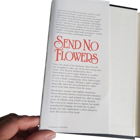 Sandra Brown Two Book Bundle  Send No Flowers/Breakfast In Bed - Picture 13 of 14